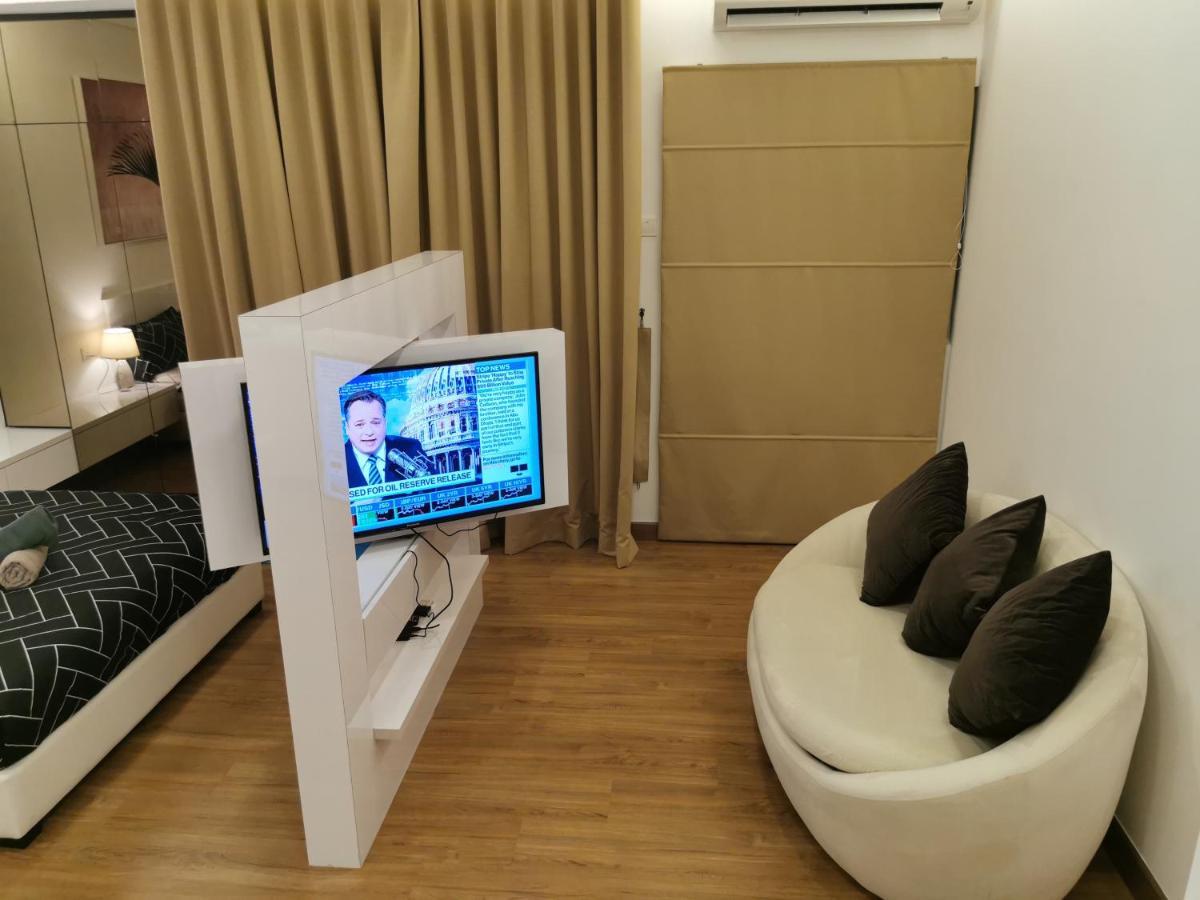 Apple 5 @ Menara Simfoni/Symphony Tower Free Wifi/Parking/Tv Box/Nexflix Apartman Cheras Kültér fotó